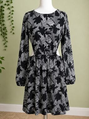 NWT Universal Thread Dress XL Black White Linen Blend Side Cutout Long Sleeve